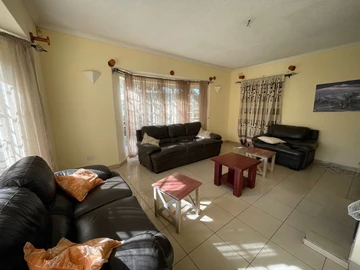 4 Bedroom Garden Flat