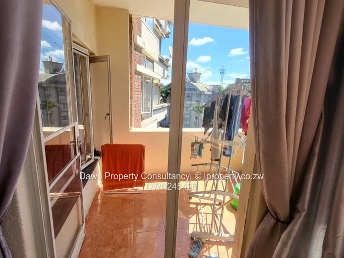 2 bed flat for sale in the Avenues (Sole Mandate)