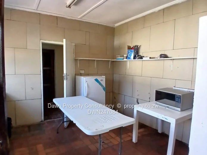 Prime Commercial– Alexandra Park, Churchill Avenue