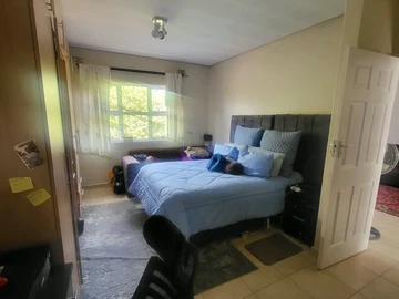 3 Bedroom Flat & Apartment