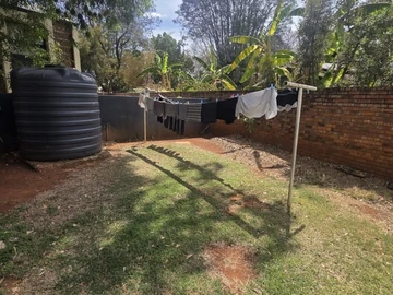 4 Bedroom Flat & Apartment