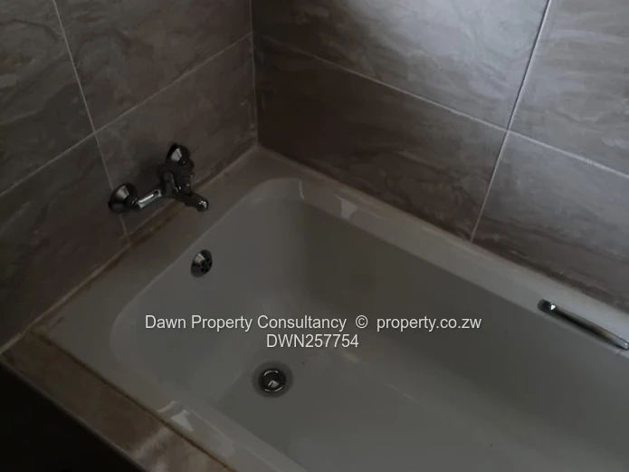 2 Bedroom Flat/Apartment For Sale Ashdown Park