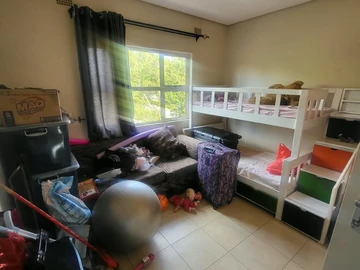 3 Bedroom Flat & Apartment