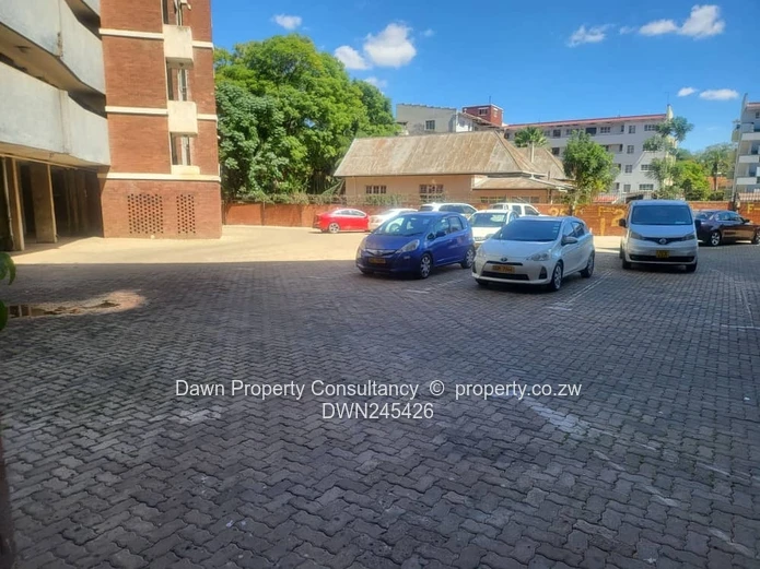 2 bed flat for sale in the Avenues (Sole Mandate)