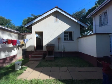 4 Bedroom Garden Flat