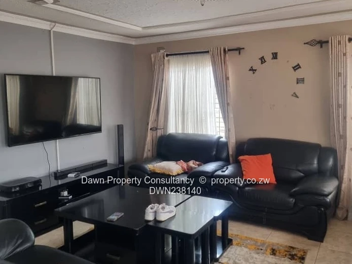 Luxurious Modern Oasis in Southlea Park! (Sole Mandate)