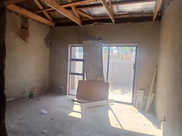 3 Bedroom Flat & Apartment