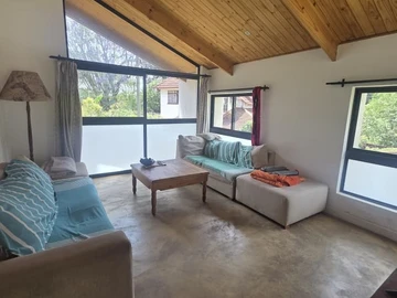 4 Bedroom Flat & Apartment