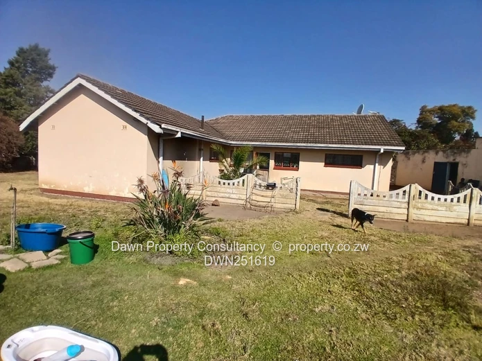 Bluffhill House For Sale  (Sole Mandate)